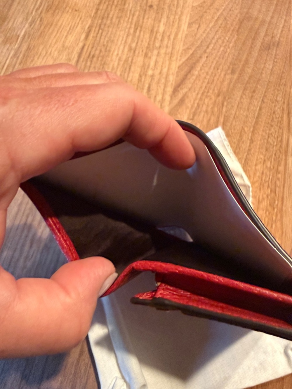 Gucci Floral GG Canvas Wallet with Red Leather and Green-Red Web Stripe - Picture 4 of 4